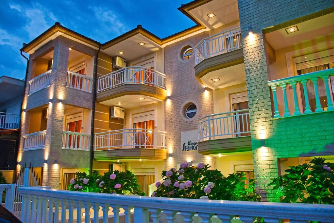 House Spanos Sarti