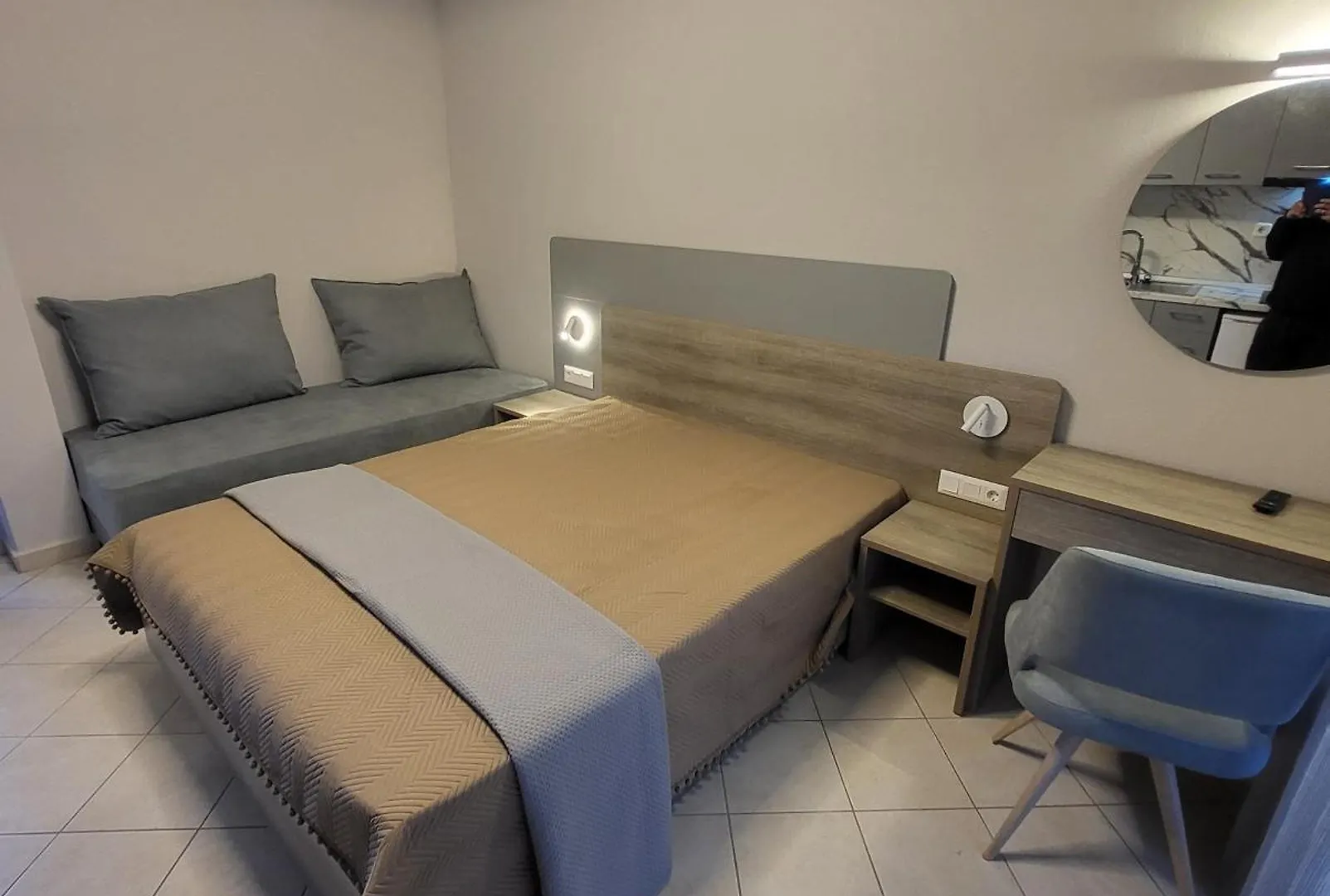 House Spanos Sarti