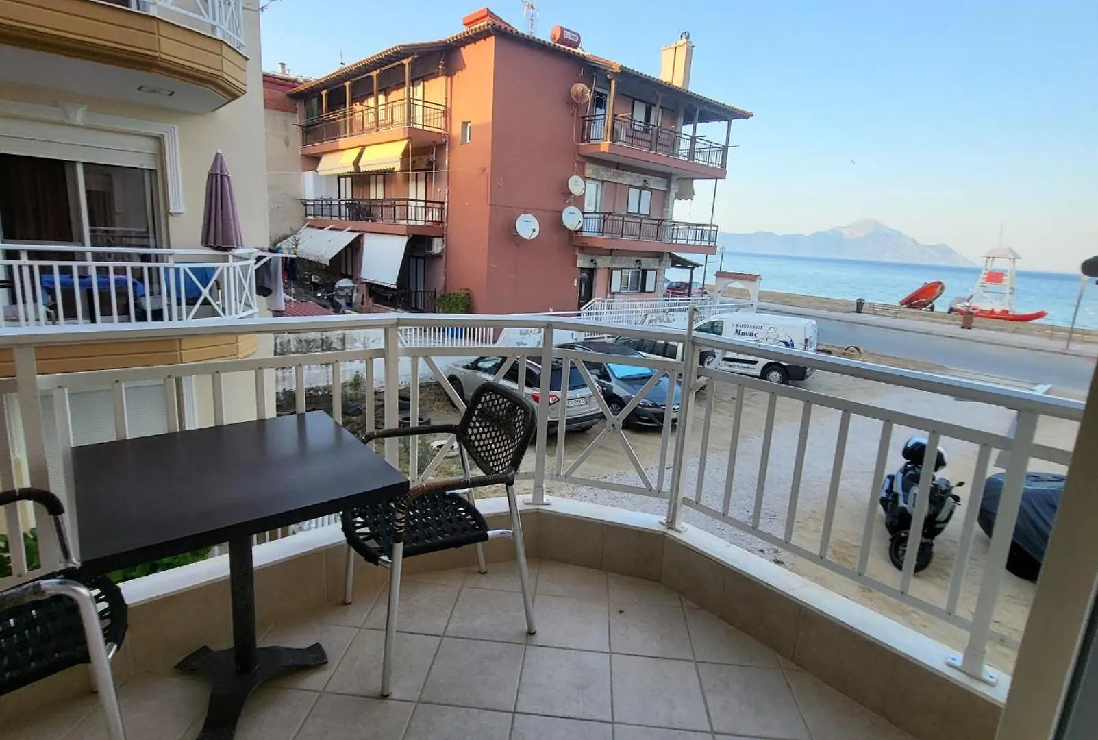 House Spanos Sarti